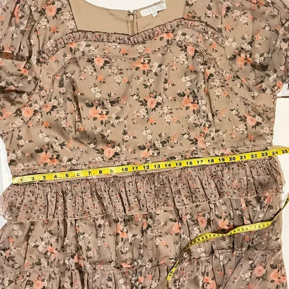 Ivy City Tiered Floral Maxi Dress - Picture 12 of 14